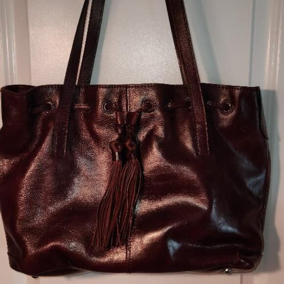 Patricia Nash Handbags - Patricia Nash Witney tote bag